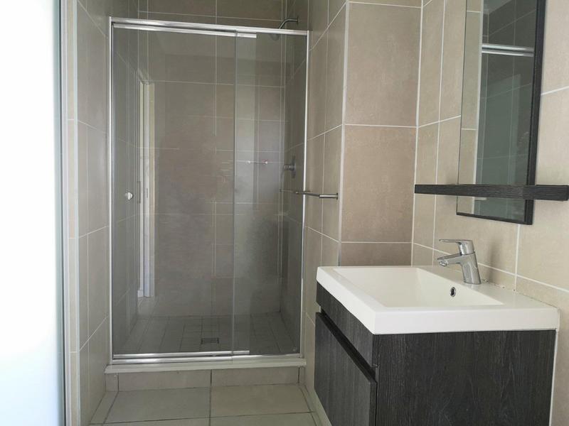 To Let 3 Bedroom Property for Rent in Sandown Western Cape
